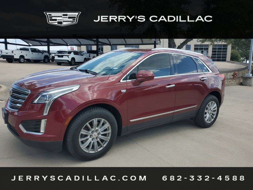 Used 2017 Cadillac XT5 FWD w/ LPO, Wheel Lock Package image 1