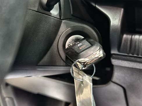 Used 2025 Ford Ranger XL image 23