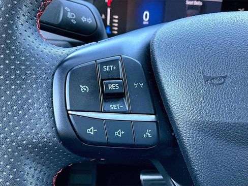 Used 2023 Ford Escape ST-Line image 16