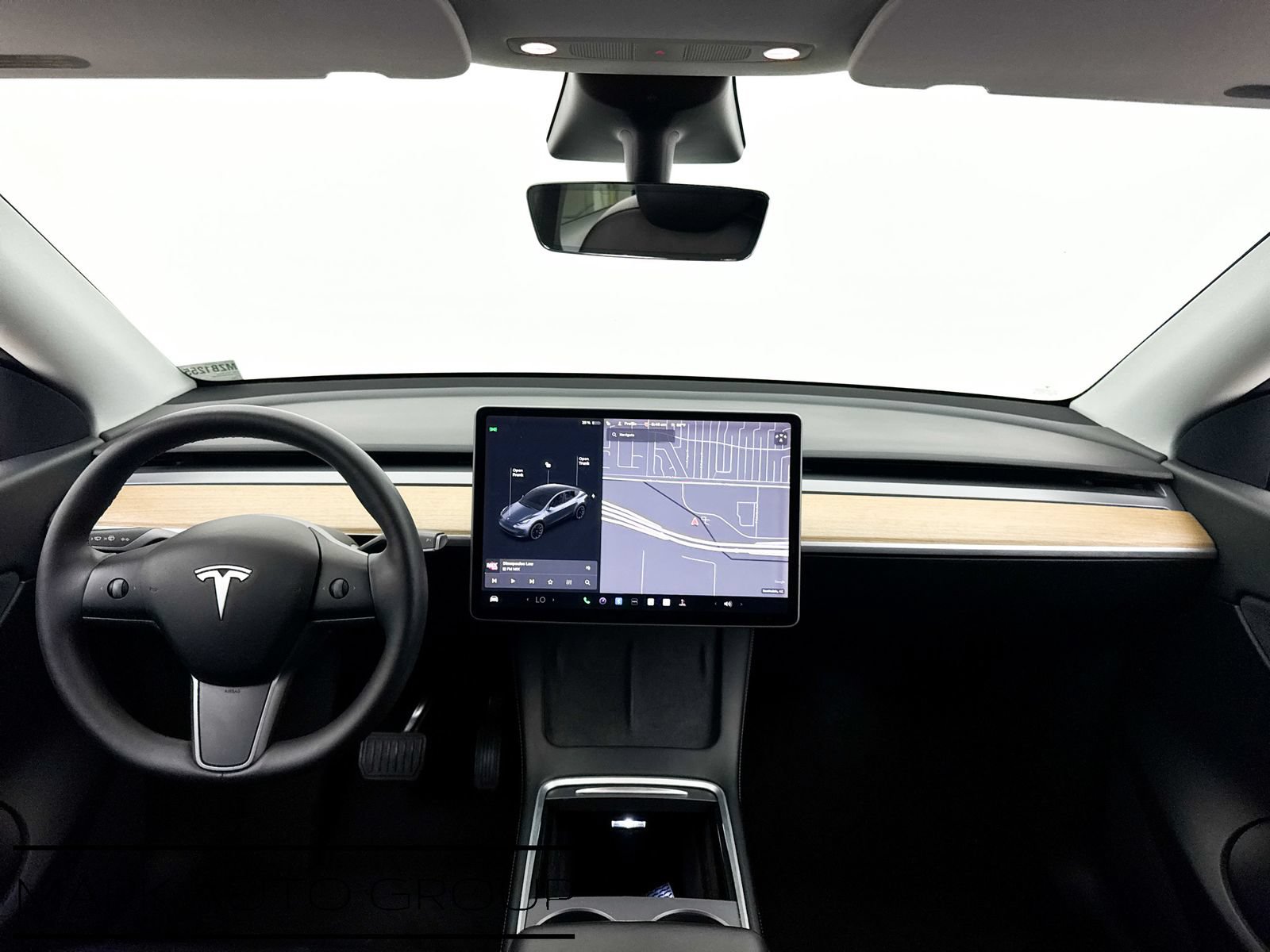 Used 2022 Tesla Model Y Long Range AWD/4WD image 19