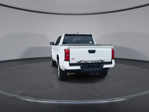 Used 2025 Toyota Tacoma SR5 RWD image 7
