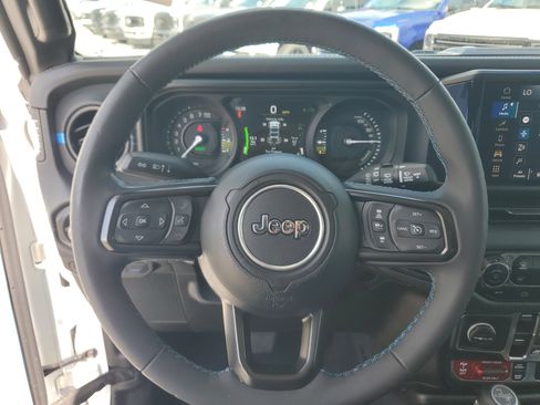 Used 2024 Jeep Wrangler Unlimited Rubicon 4xe w/ Safety Group AWD/4WD image 20