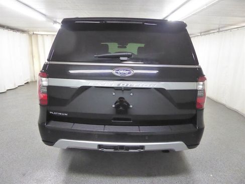 Used 2018 Ford Expedition Platinum AWD/4WD image 5