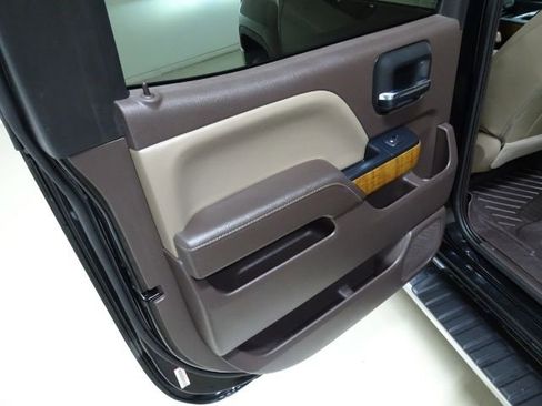 Used 2017 GMC Sierra 1500 SLT image 42