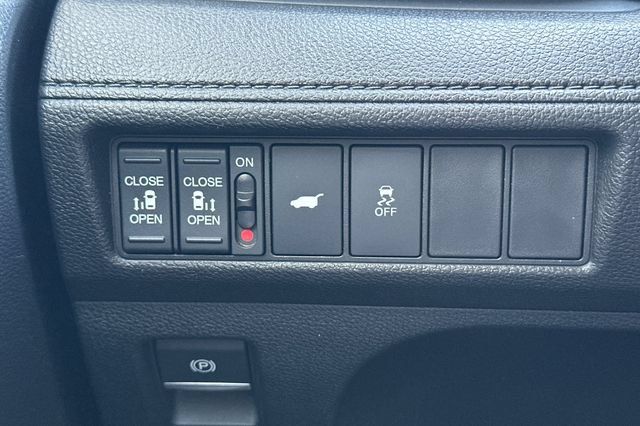 Used 2025 Honda Odyssey EX-L image 32