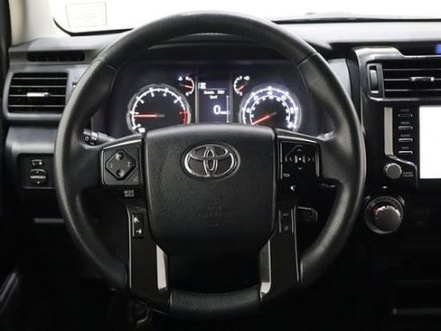 Used 2022 Toyota 4Runner TRD Off-Road Premium image 23