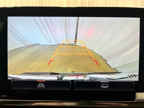 New 2026 GMC Sierra 1500 SLT w/ X31 Off-Road Package image 11