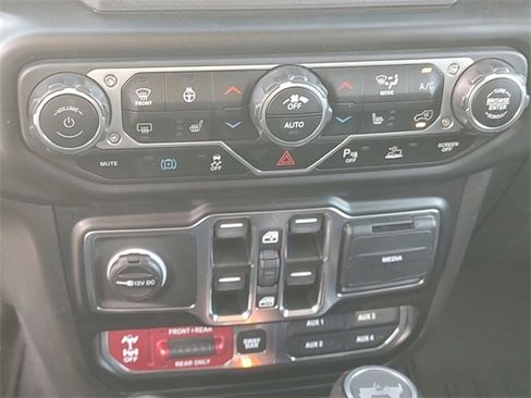 Certified 2021 Jeep Wrangler Unlimited Rubicon 4xe w/ Cold Weather Group image 22