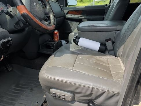 Used 2007 Dodge Ram 2500 Truck Laramie AWD/4WD image 9