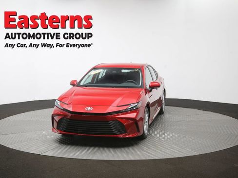 Used 2025 Toyota Camry LE FWD image 53