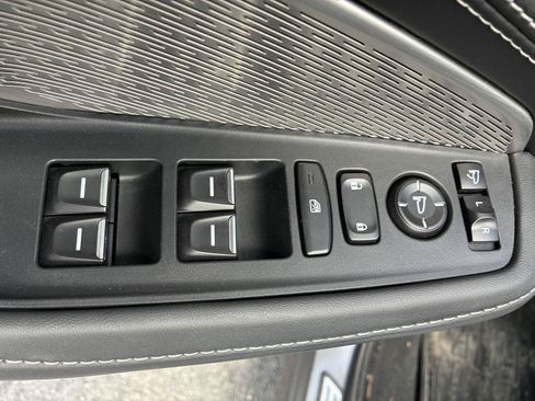 Used 2024 Acura MDX SH-AWD w/ Advance Package image 24