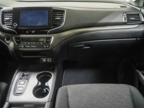 Used 2023 Honda Ridgeline Sport image 34