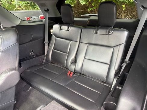 Used 2021 Ford Explorer Limited w/ Equipment Group 301A AWD/4WD image 21