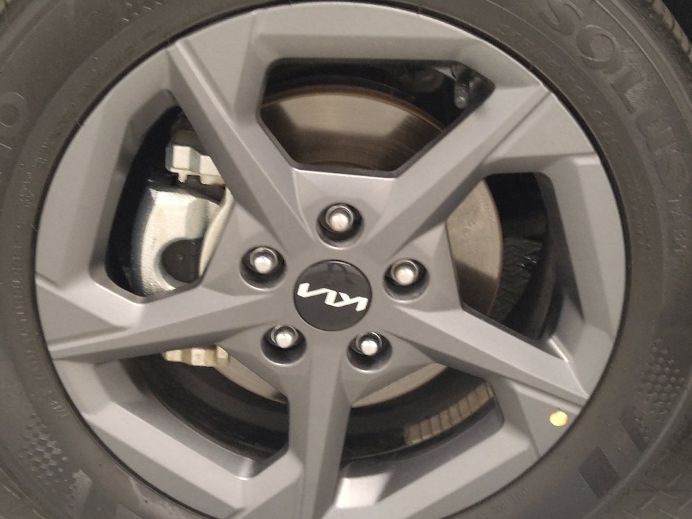 Used 2025 Kia K4 FWD image 31