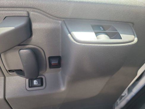 Used 2024 Chevrolet Express 4500 Extended w/ Power Convenience Package RWD image 20