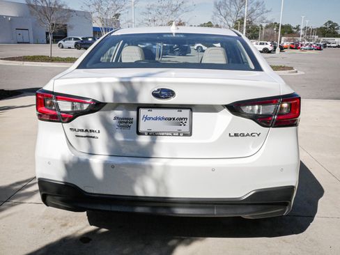 Used 2024 Subaru Legacy Limited image 9