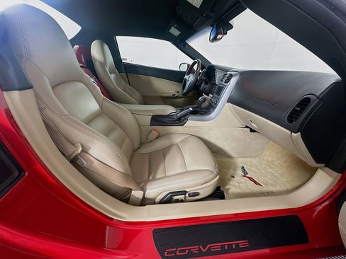 Used 2007 Chevrolet Corvette Convertible w/ Preferred Equipment Group image 26