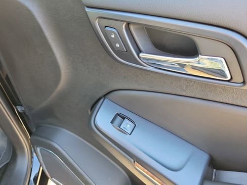 Used 2018 Chevrolet Tahoe Premier image 11