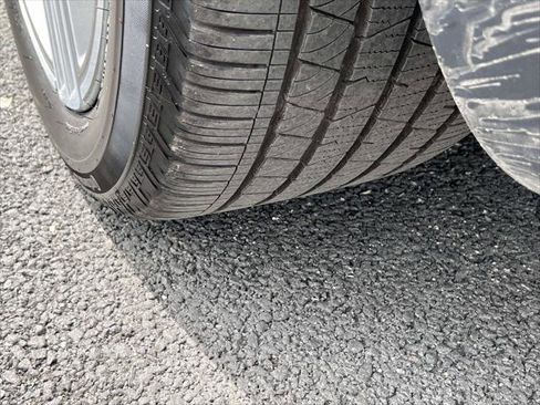 Used 2022 Mercedes-Benz GLS 450 4MATIC image 11