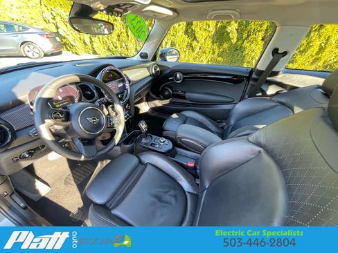 Used 2023 MINI Cooper SE image 36