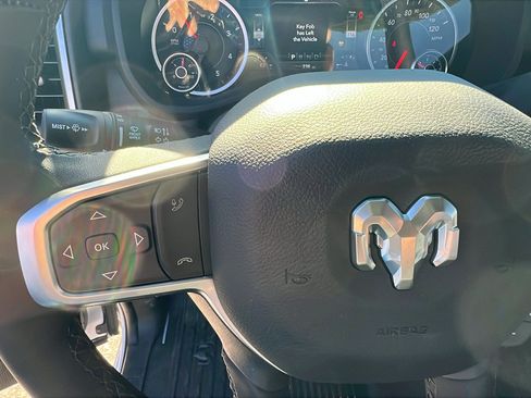 New 2025 RAM 5500 4x4 Regular Cab image 23