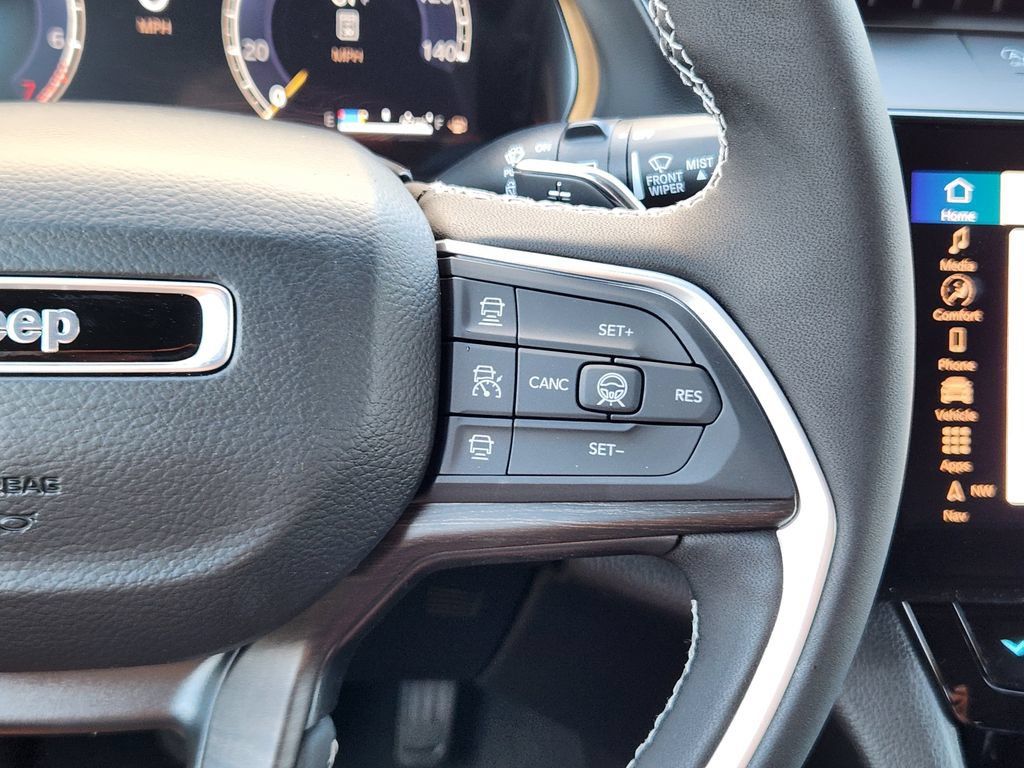 New 2026 Jeep Grand Cherokee L 4WD image 18