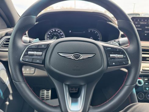 Used 2024 Genesis G70 3.3T Advanced image 9