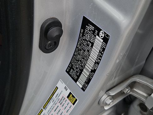 Used 2023 Toyota Corolla SE FWD image 26