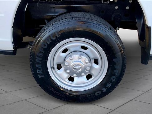 Used 2021 RAM 2500 Tradesman image 9