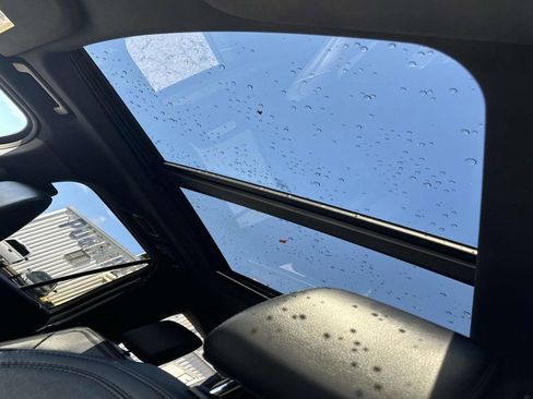 Used 2021 Ford Expedition Max Limited image 38