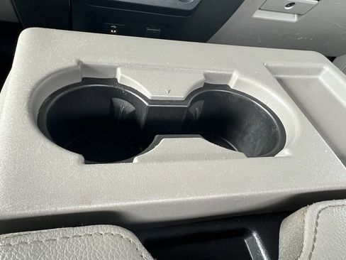 Used 2022 Ford F250 XL w/ Power Equipment Group image 26