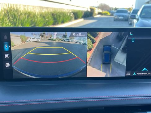 Used 2022 Genesis GV70 3.5T Sport w/ Sport Prestige Package image 28