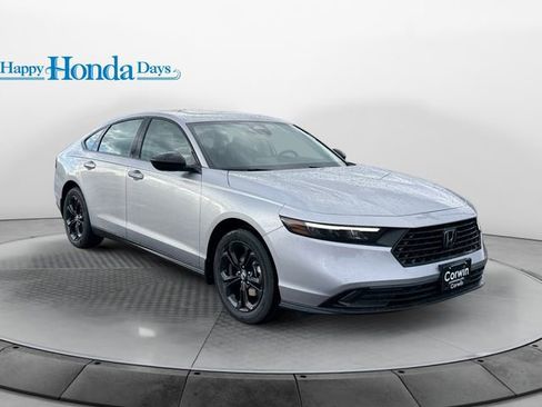 New 2025 Honda Accord SE image 1