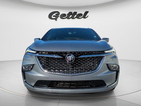 Used 2023 Buick Enclave Avenir w/ Avenir Technology Package FWD image 8