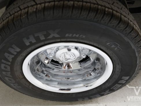 New 2026 RAM 3500 Tradesman AWD/4WD image 32