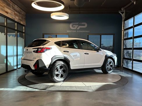 Used 2024 Subaru Crosstrek 2.0i AWD/4WD image 3