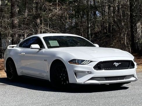 Used 2022 Ford Mustang GT Premium image 9