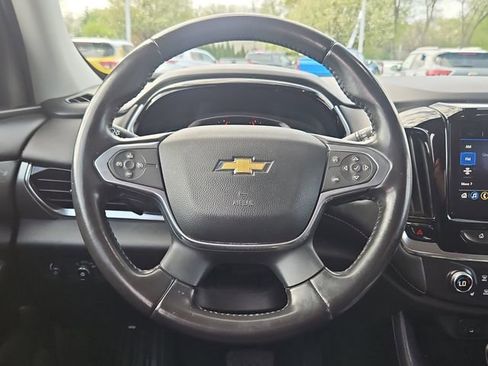 Used 2021 Chevrolet Traverse LT FWD image 15