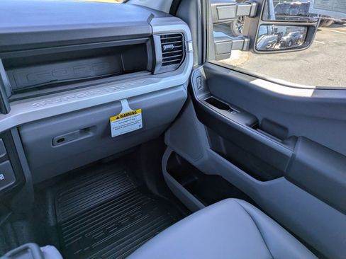 New 2026 Ford F250 XL RWD image 18