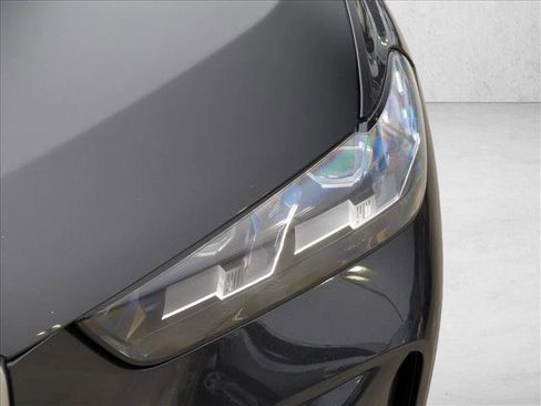 Used 2024 BMW X5 xDrive40i w/ Premium Package image 9