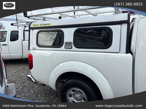 Used 2017 Nissan Frontier S image 5