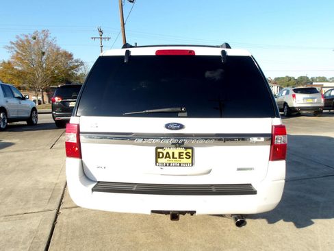 Used 2017 Ford Expedition EL XLT w/ Equipment Group 202A image 12