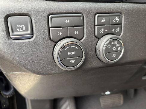 New 2025 Chevrolet Silverado 2500 LT w/ Z71 Chrome Sport Edition image 4