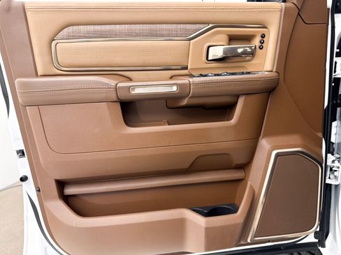 Used 2021 RAM 2500 Limited image 29