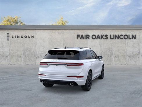 New 2026 Lincoln Corsair Grand Touring image 8