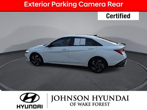 Certified 2025 Hyundai Elantra SEL image 6