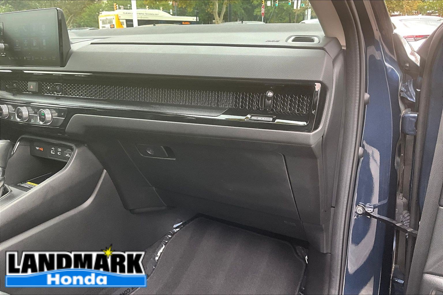 Used 2024 Honda CR-V EX-L image 16
