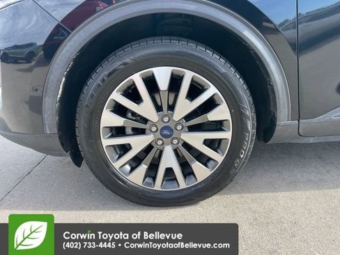 Used 2020 Ford Escape Titanium AWD/4WD image 27