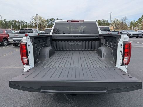 New 2026 GMC Sierra 1500 SLE w/ X31 Off-Road Package image 7