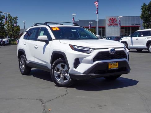 Certified 2024 Toyota RAV4 LE AWD/4WD image 2